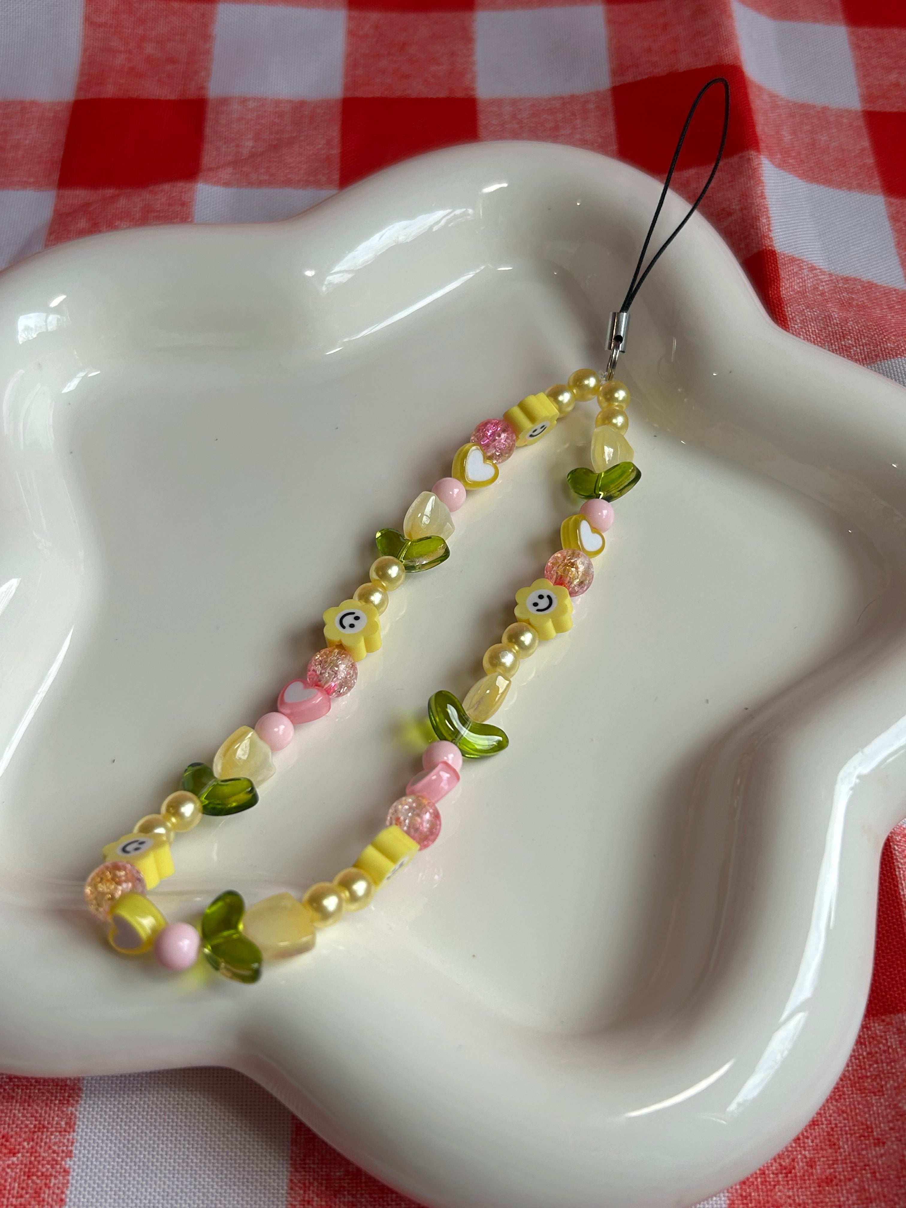 Bijou de téléphone en perles