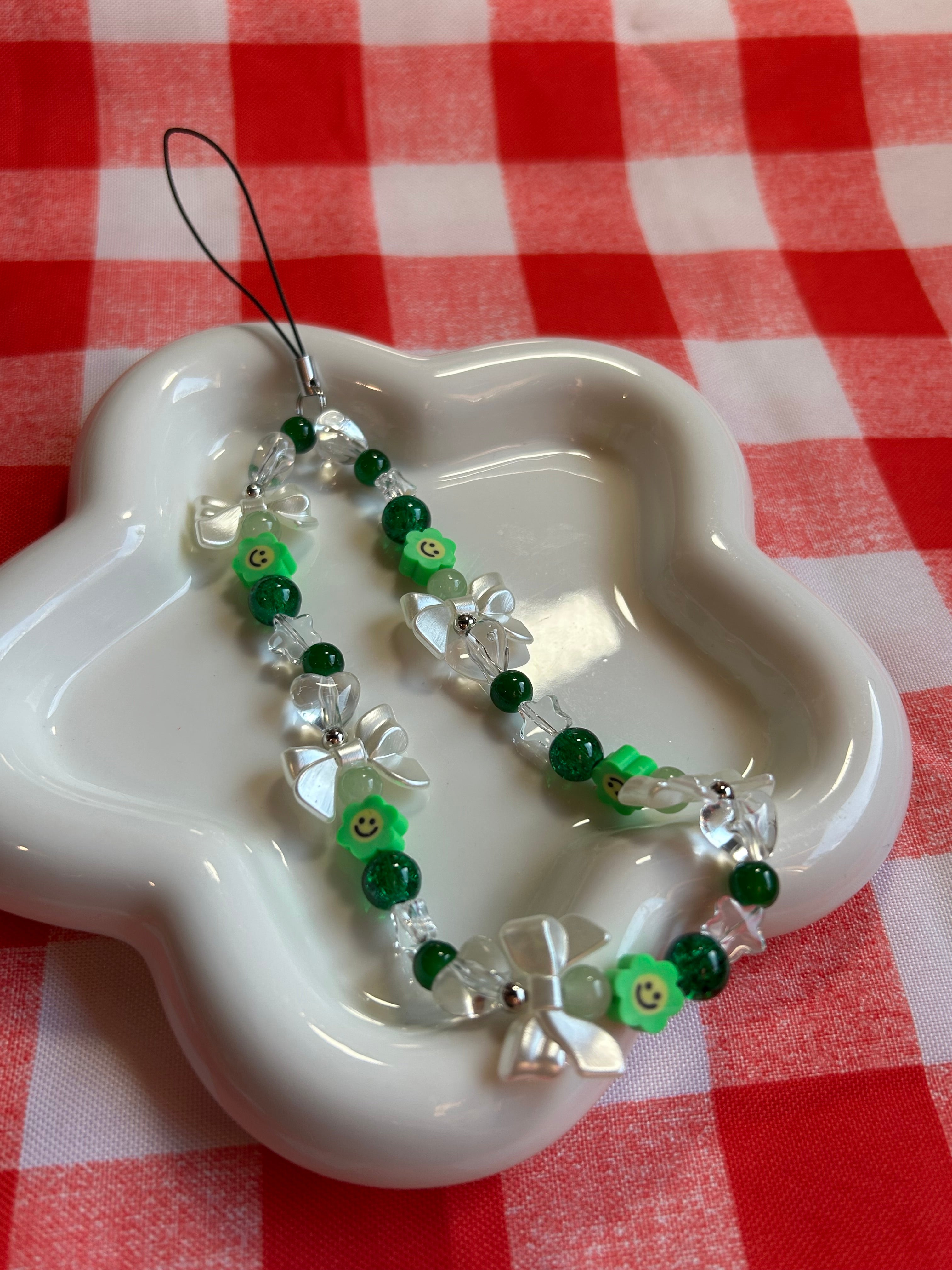 Bijoux pour téléphone en perles