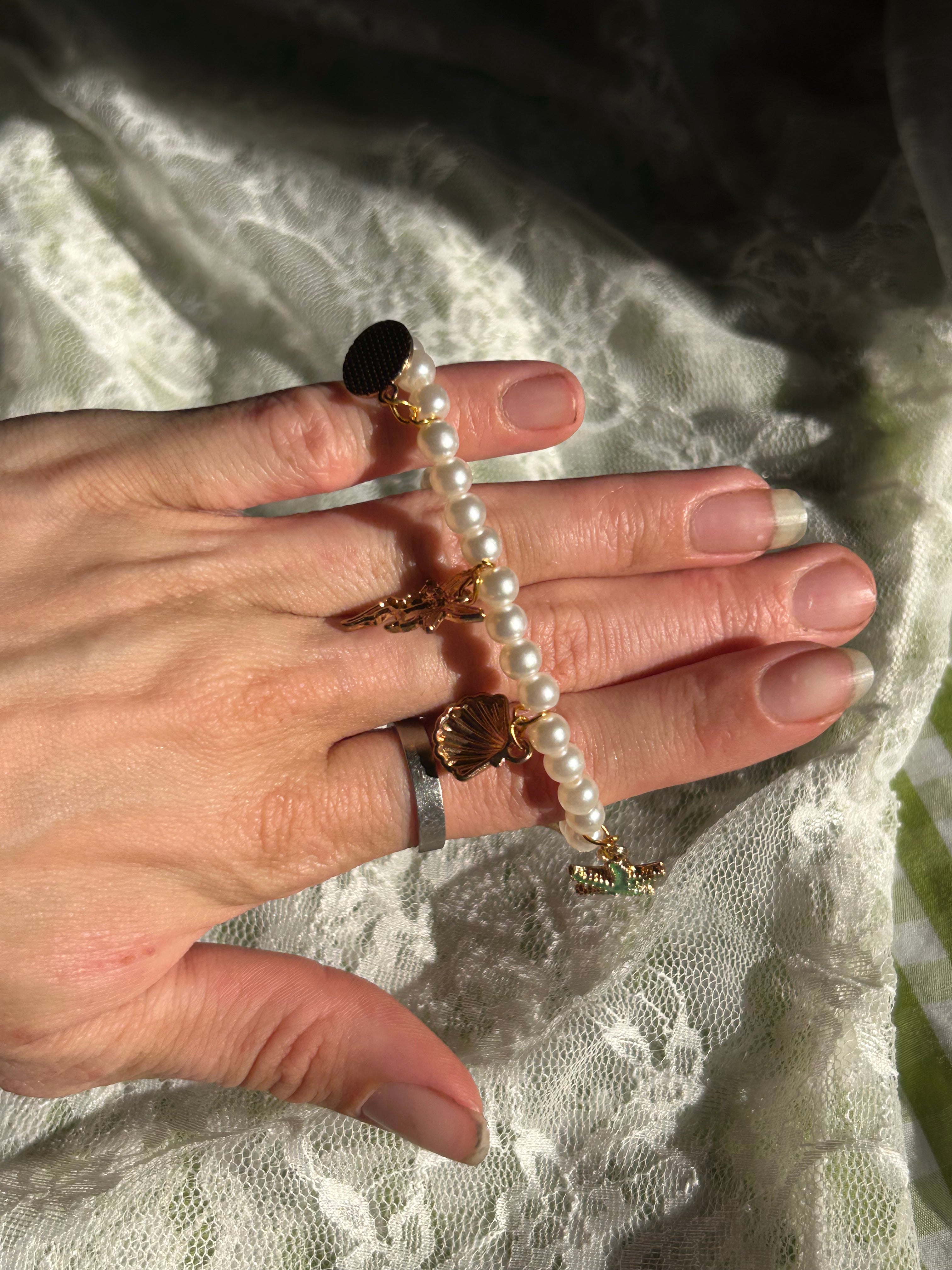 Bracelet en perles avec charms