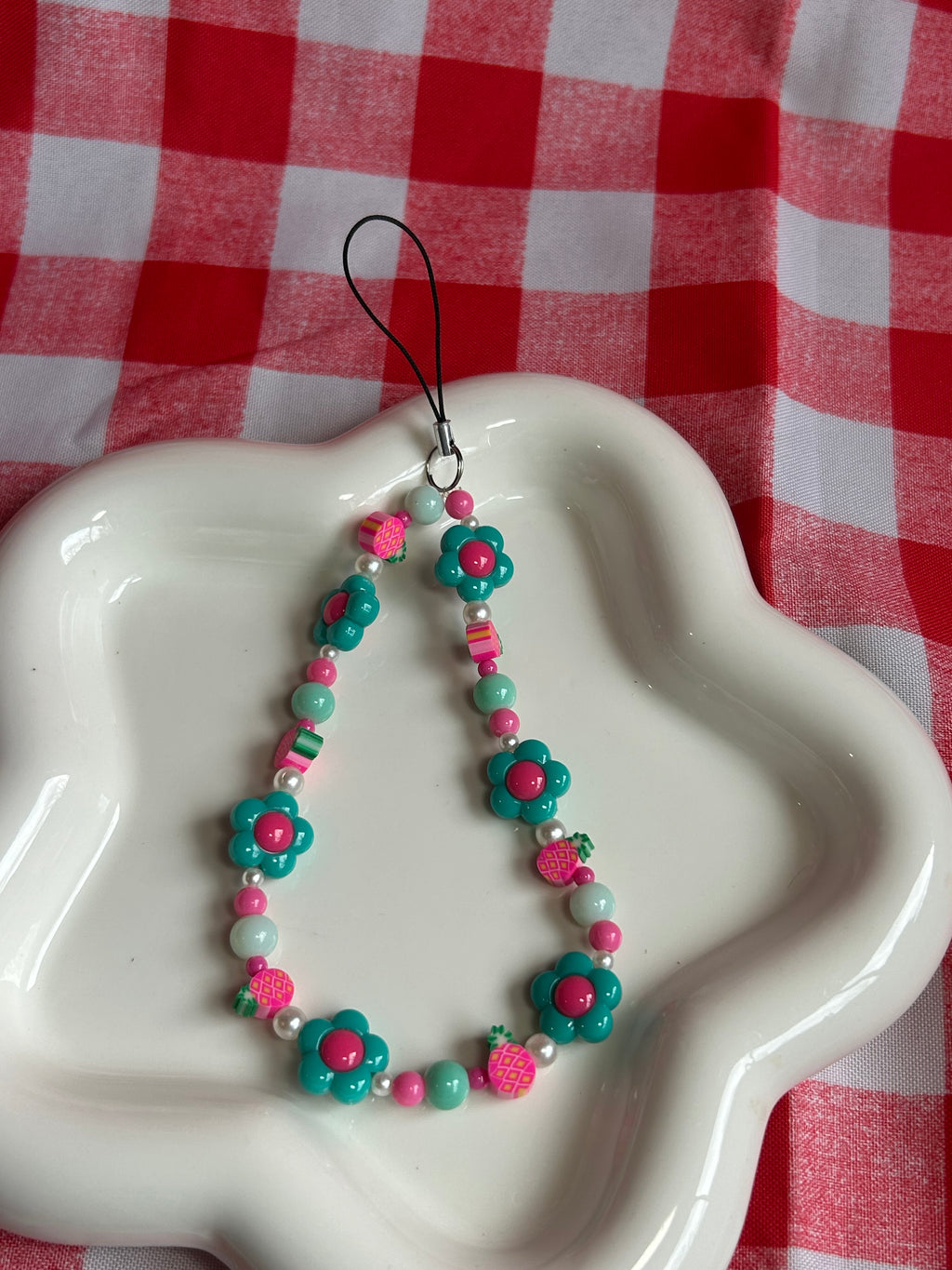 Bijou de téléphone en perles