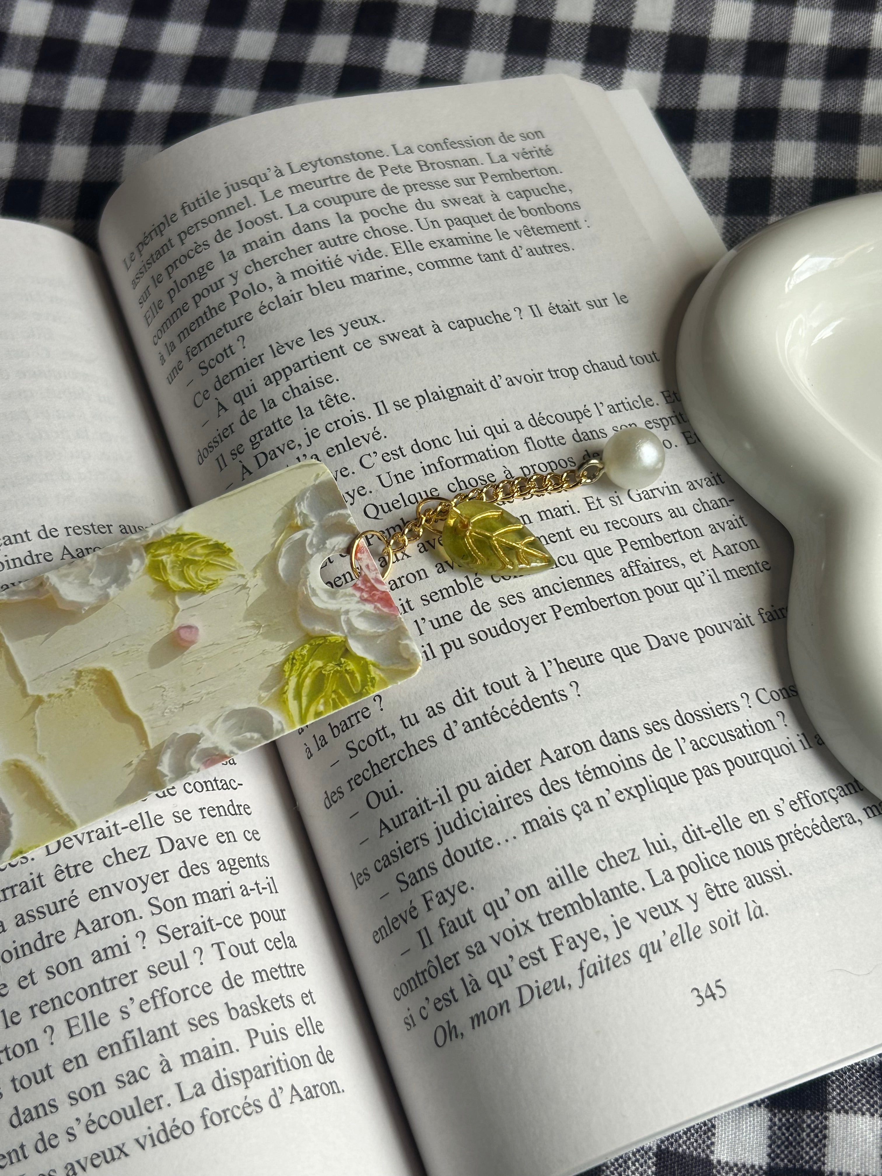 Marque page avec pendentif