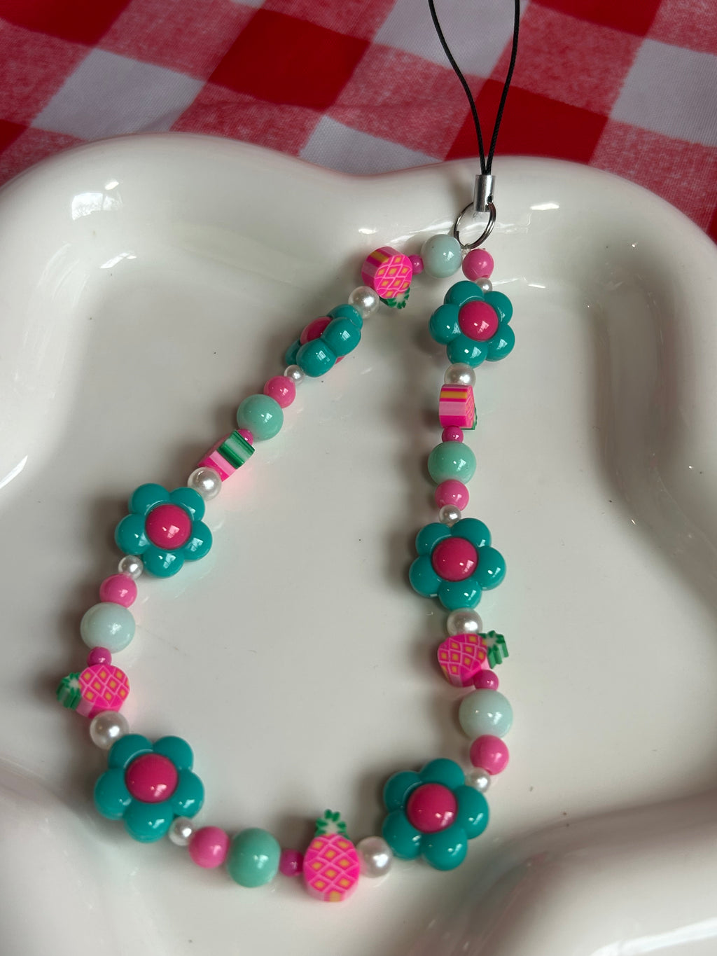 Bijou de téléphone en perles