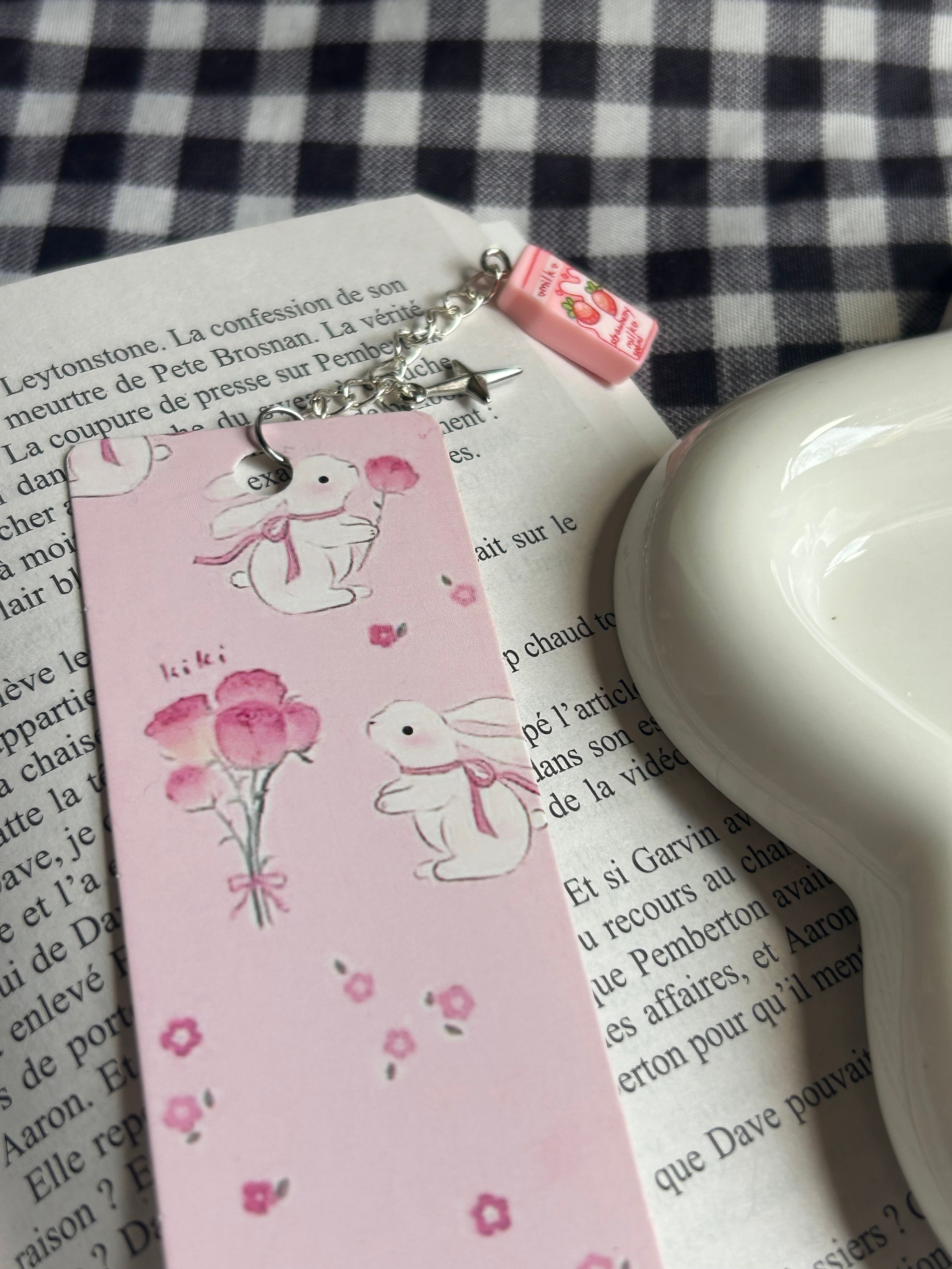 Marque pages avec breloque