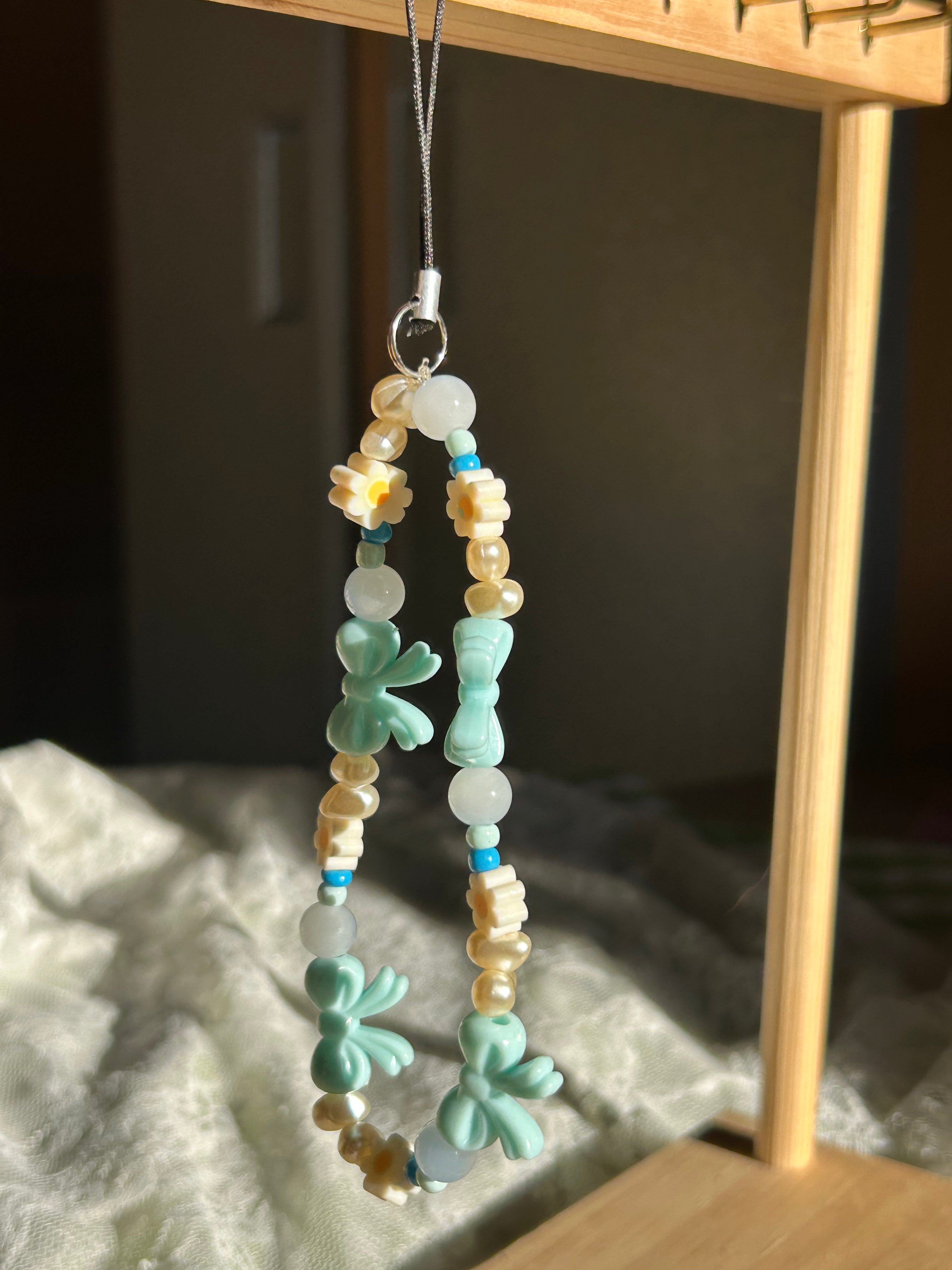 Bijou pour téléphone en perles
