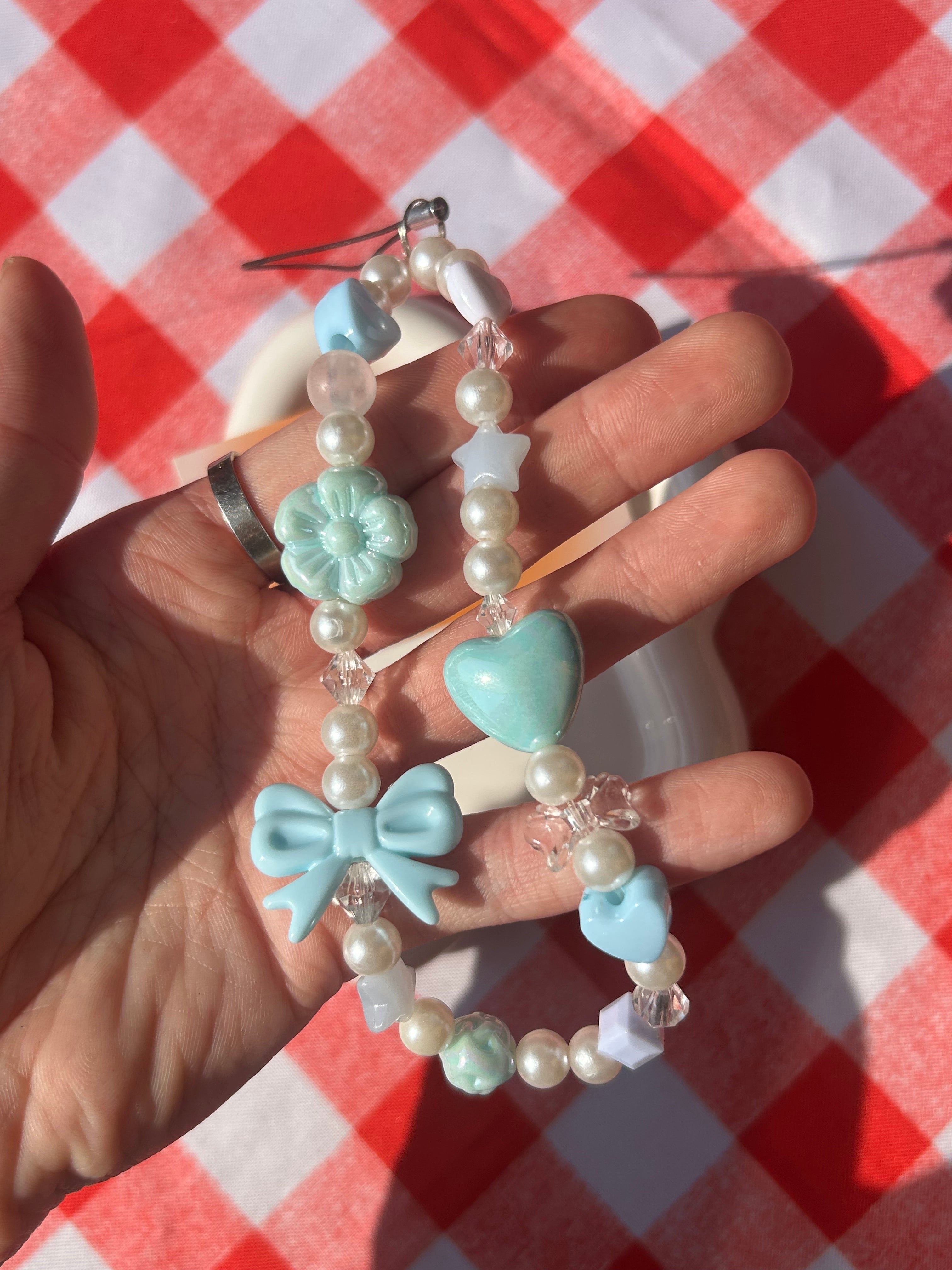 Bijou pour téléphone Perles Bleu Cœur & Nœud